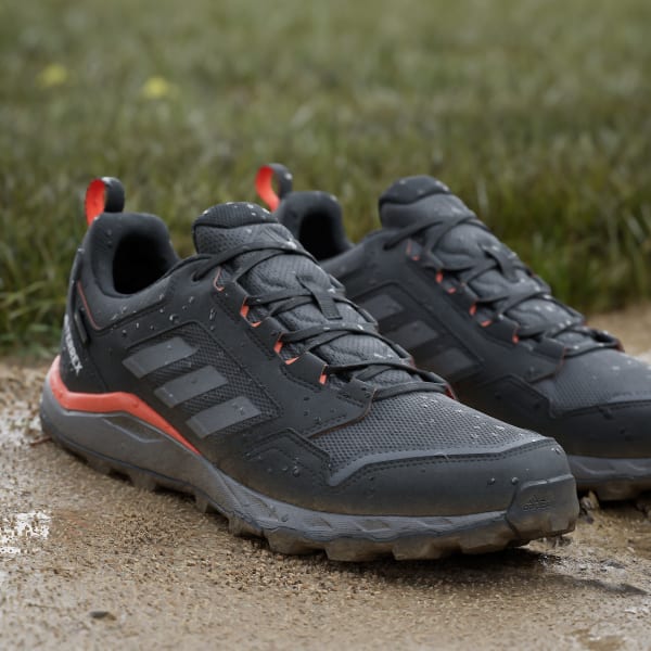 アディダス トレースロッカー 2.0 GORE-TEX トレイルランニング