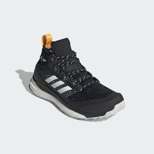 adidas hiking shoes canada