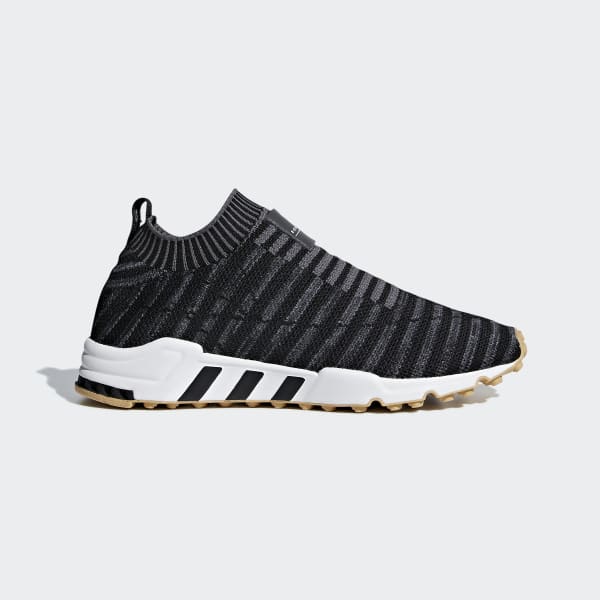 eqt support nere con le strisce bianche