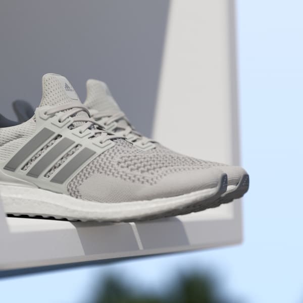 Adidas Ultraboost 1.0 - 6.0