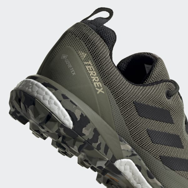 terrex skychaser lt gtx
