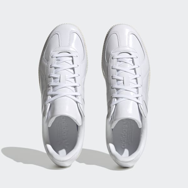 White BW 아미