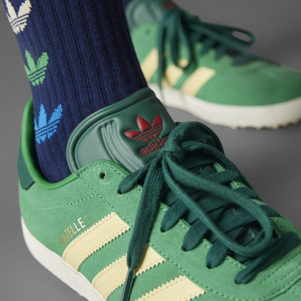 【ADIDAS】GAZELLE SPIKELESS ★IH2268★グリーン 男女兼用 adidas-gazelle-golf-shoes-