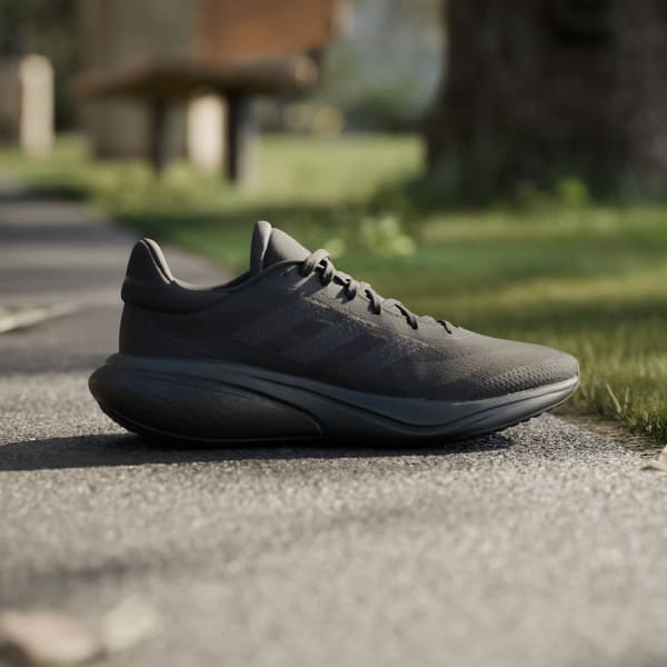 Black Supernova 3 Running Shoes