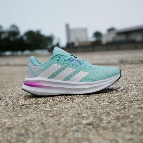 Turquoise Galaxy 7 Running Shoes