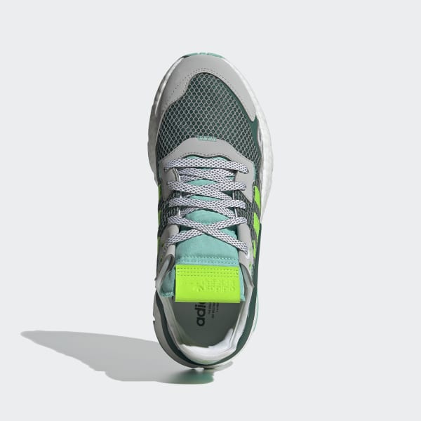 Adidas nite jogger 2025 verde