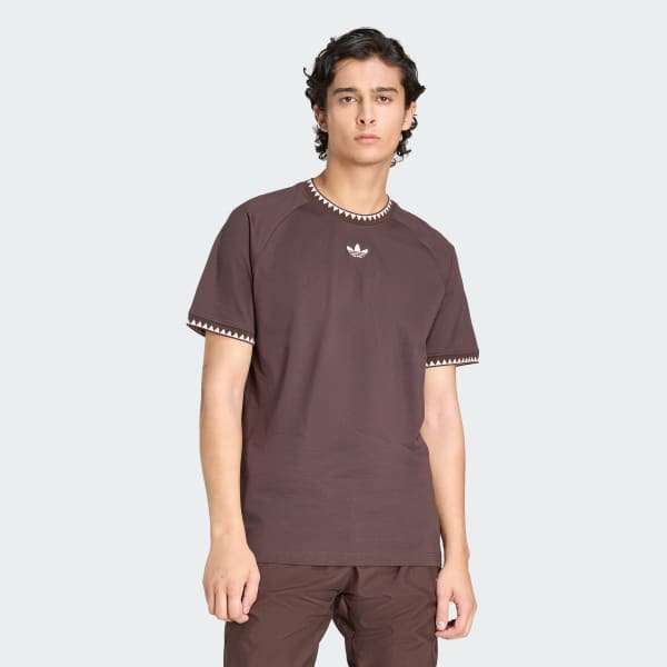 Marrone T-SHIRT CON COLLETTO INGEGNERIZZATO E RIGHE SUL PETTO