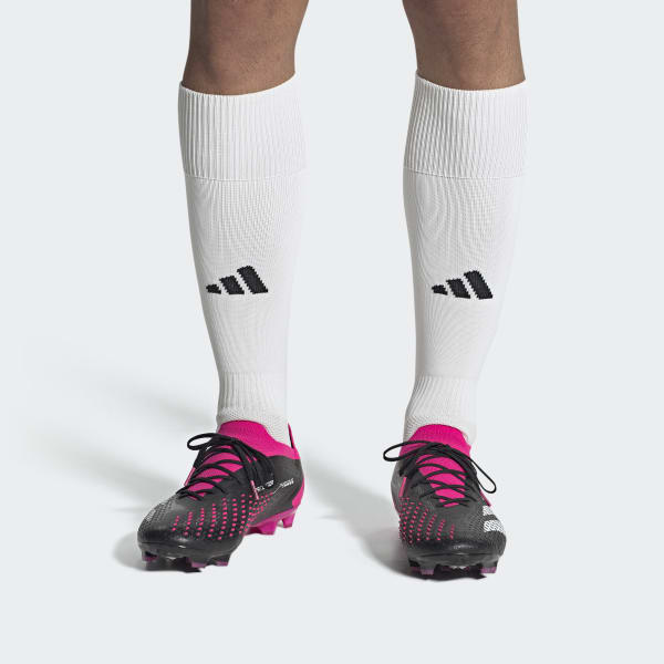 Black Predator Accuracy.1 Low Artificial Grass Boots