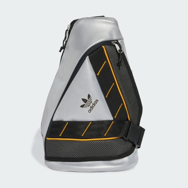 Single shoulder strap backpack top