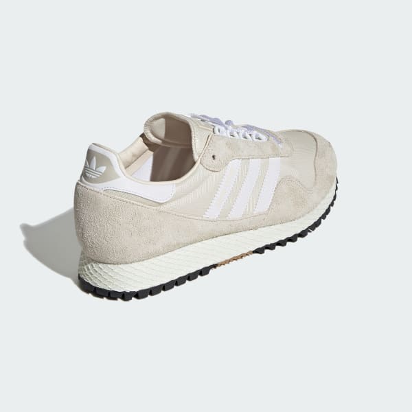 Id white shoes top