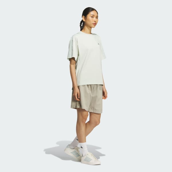 グリーン エッセンシャルズ プラス スリーストライプス ルーズフィット半袖Tシャツ