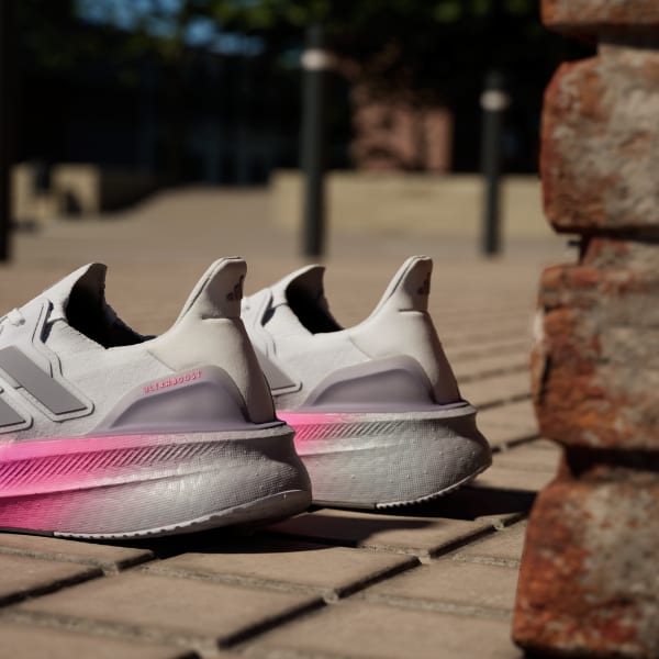 Womens white adidas ultra boost size 8 2025