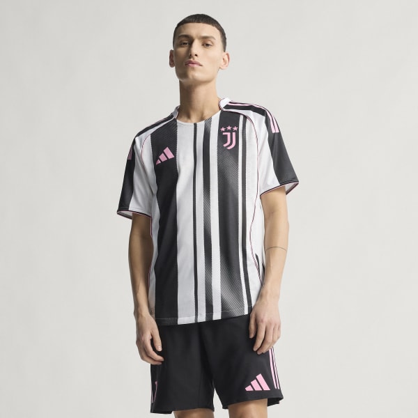 2015-16シーズン　ユベントスホームユニフォームadidas ユヴェントスFC 2015-16 ユニフォーム - ユニ11