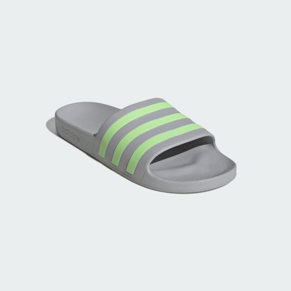 Cinza Chinelo Adilette Aqua