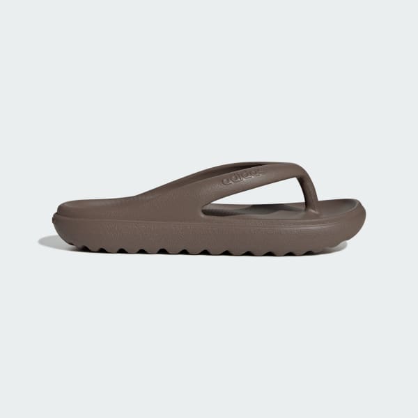 Cokelat SLIDES ADILETTE LUMIA