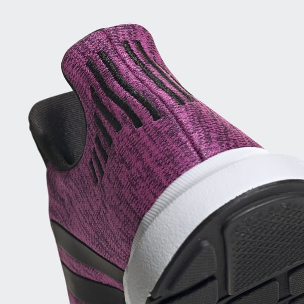 Adidas swift run black and pink clearance