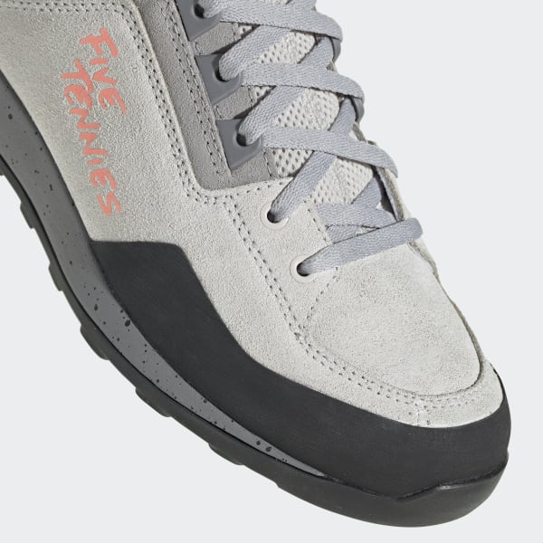 adidas five ten five tennie