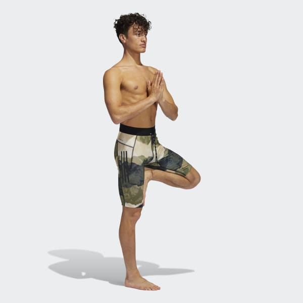 Vert Short de yoga Earth Graphic Fitted