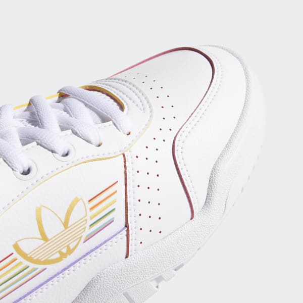 adidas originals carrera pride