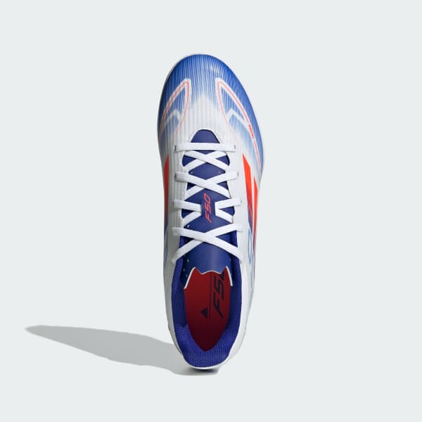 Blanco Zapatos de Fútbol F50 Club Pasto Sintético