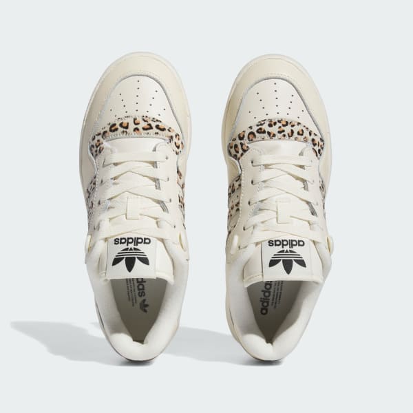 Adidas originals rivalry store low sneakers in white