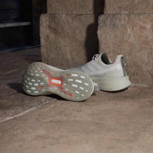 Bej Ultraboost 5 Hermanos Koumori Koşu Ayakkabısı