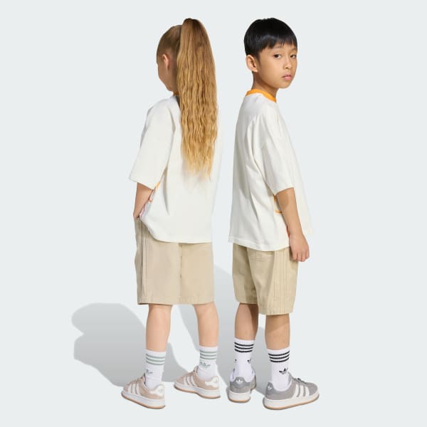 Blanco Conjunto de camiseta y shorts de sarga para niños