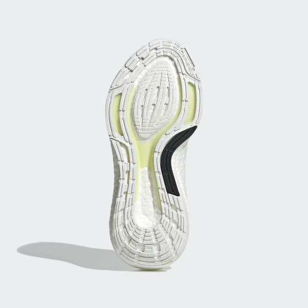 trang GIÀY ULTRABOOST 22