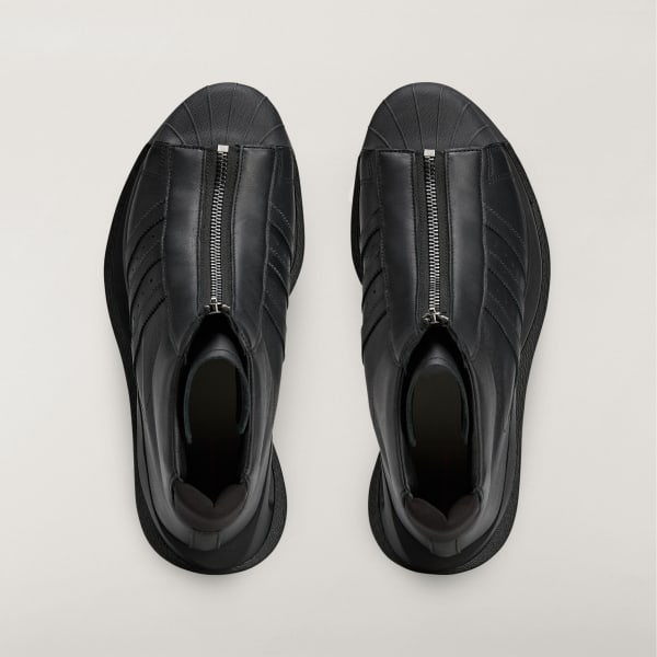 Y-3 Gendo Pro Model