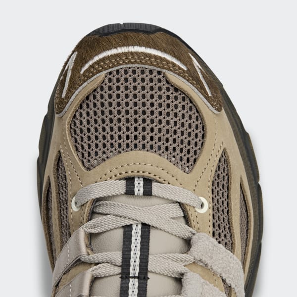 adidas ADISTAR CUSHION SFTM - Brown | Free Shipping with