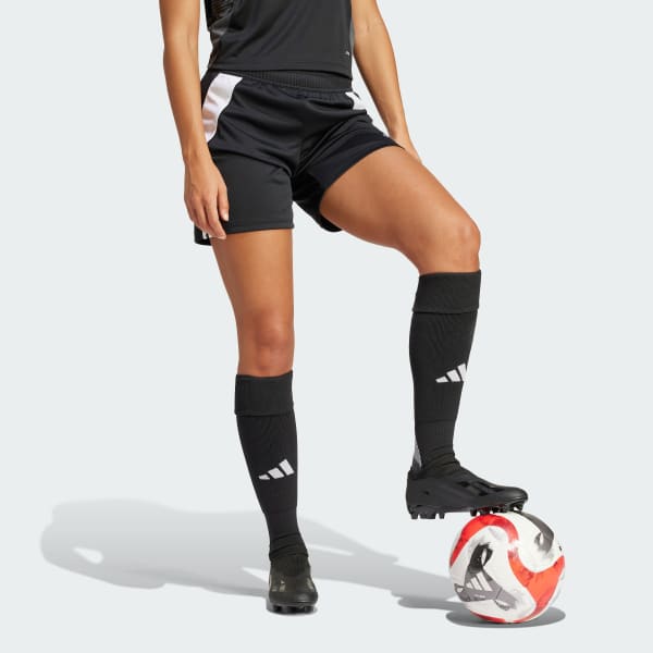 Negro Shorts Tiro 24