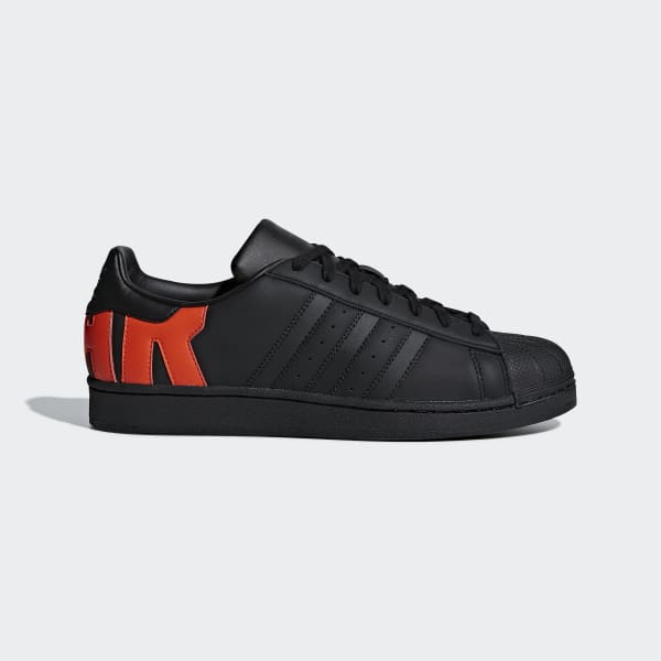 B37981 adidas