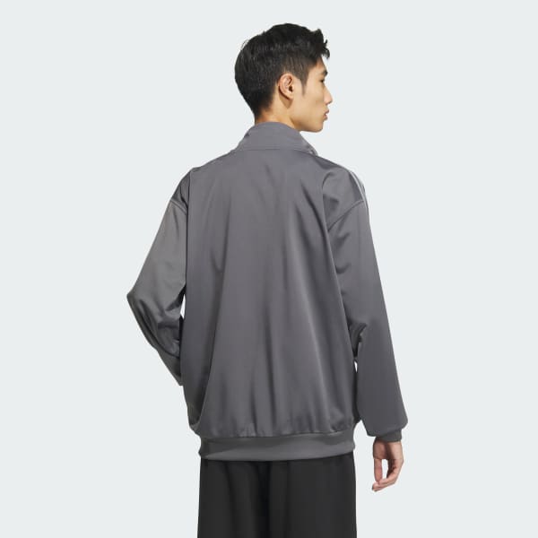 アディダス トラックジャケット（ジェンダーニュートラル