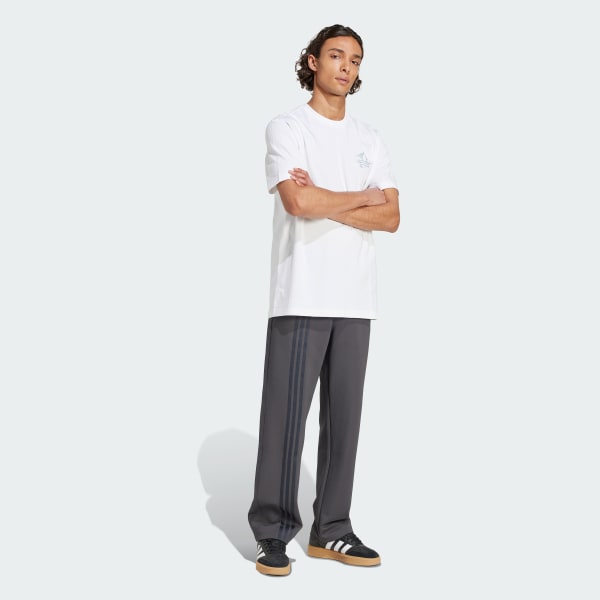 Hvit adidas Originals Resort Graphic T-skjorte