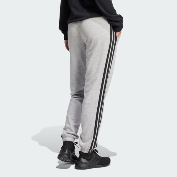 Gra Essentials 3-Stripes French Terry-byxor med mudd