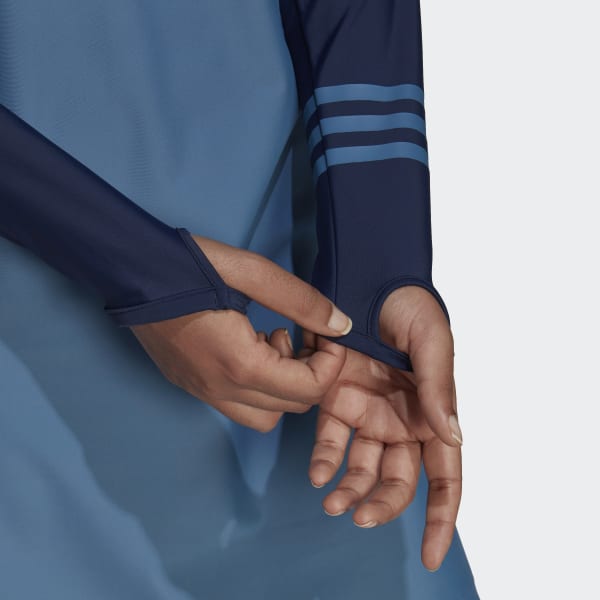 Thumbhole sleeves