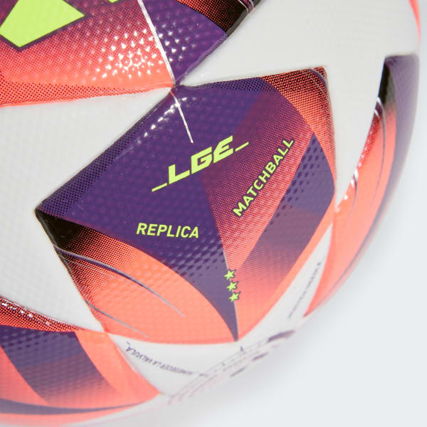 White UEFA Women´s Champions League 24/25 Group Stage Ball