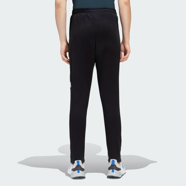 Black FUTURE ICONS BADGE OF SPORT PANTS