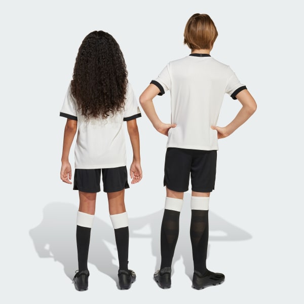 Svart Germany Anniversary Shorts
