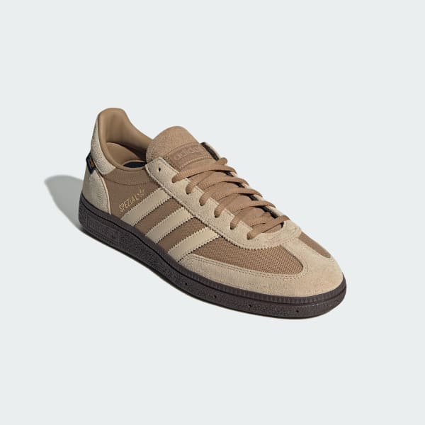 Adidas blanche semelle marron online