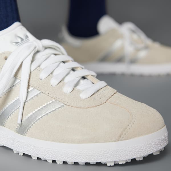 【adidas】GAZELLE SPIKELESS ★JI3942★ベージュ レディース adidas Gazelle Spikeless Golf Shoes - White | Free Shipping