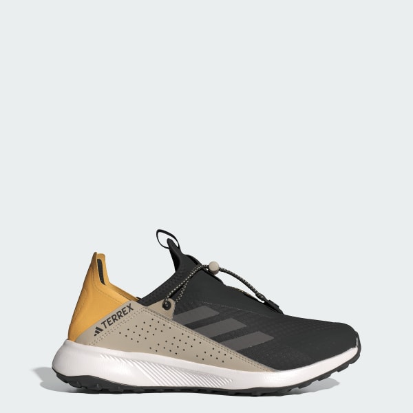 Adidas terrex voyager hot sale slip on