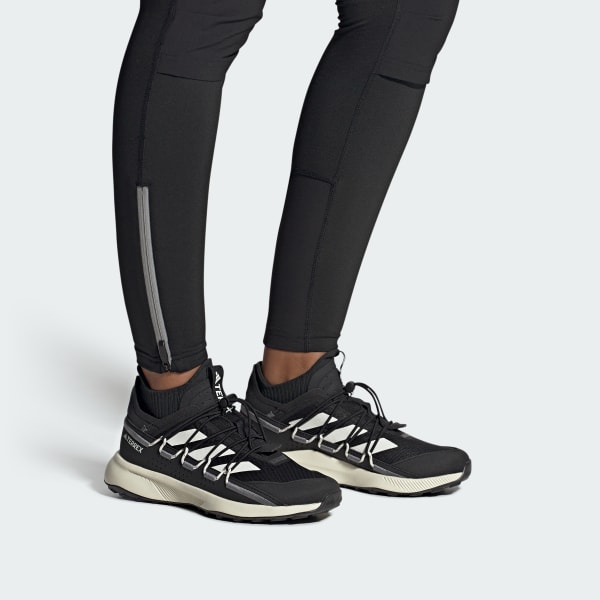 Schwarz TERREX Voyager 21 Travel Schuh