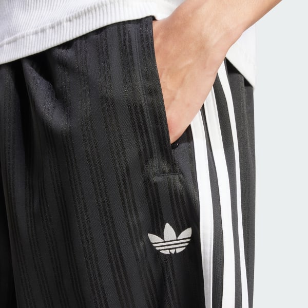 adidas Adicolor Shorts - Black | Free Shipping with adiClub
