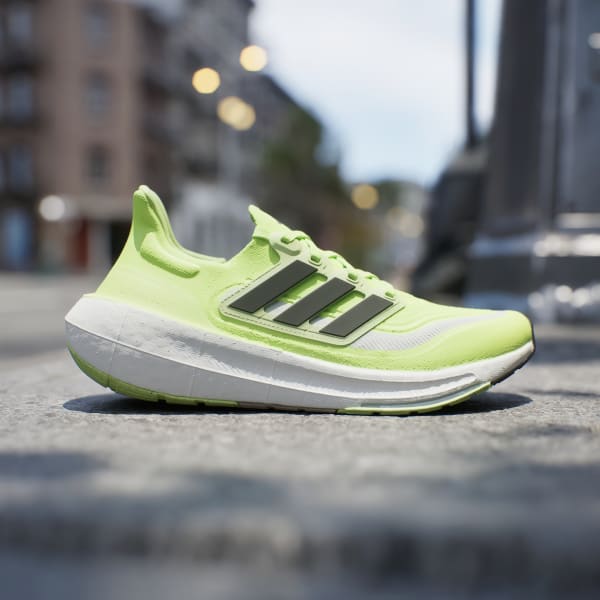 vert Chaussure Ultraboost Light