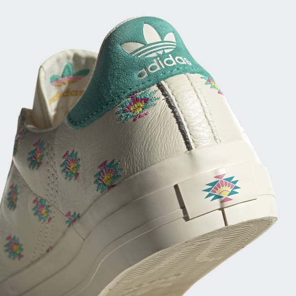 adidas continental 43