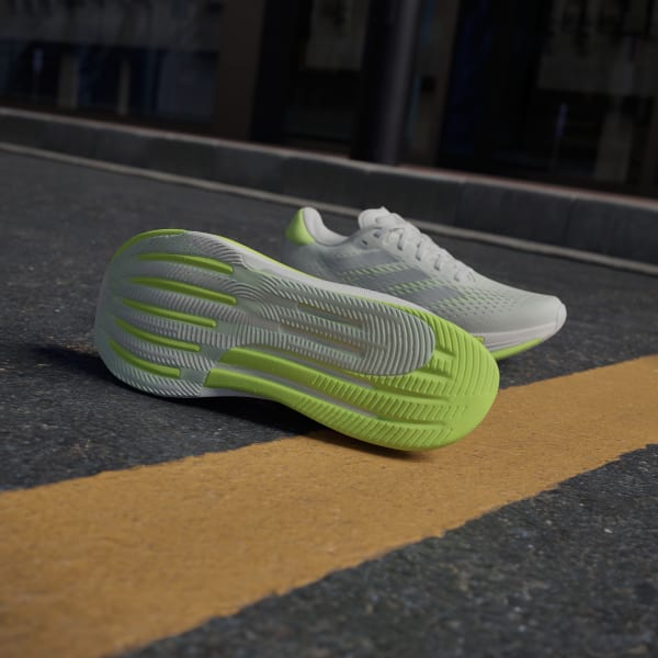 Grigio Scarpe da running Supernova Prima