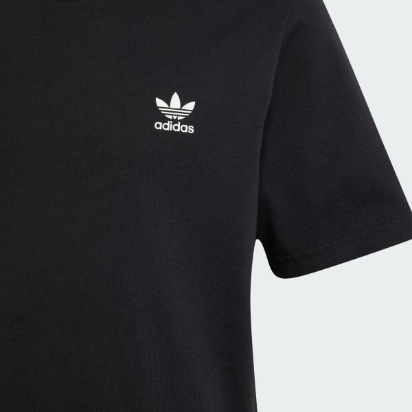 สีดำ เสื้อยืด Adicolor
