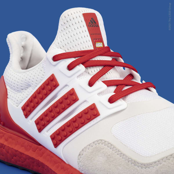 Vit adidas Ultraboost DNA x LEGO® COLORS Running Shoes LSY32