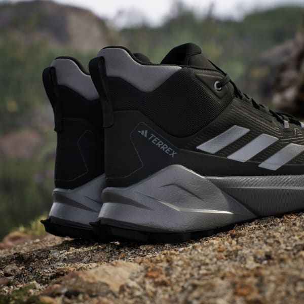 Adidas Women s Terrex Trailmaker 2.0 Mid GORE TEX Hiking Shoes Black 9